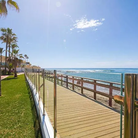 Dona Lola Seafront Duplex Appartement