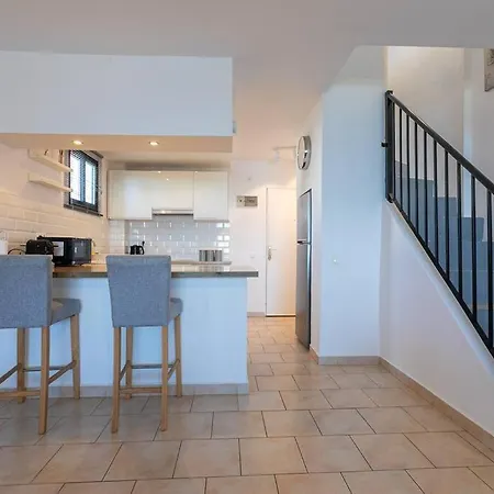 Dona Lola Seafront Duplex * Sitio de Calahonda