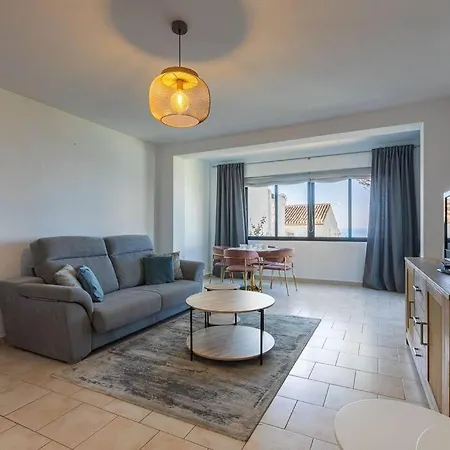 Dona Lola Seafront Duplex Appartement