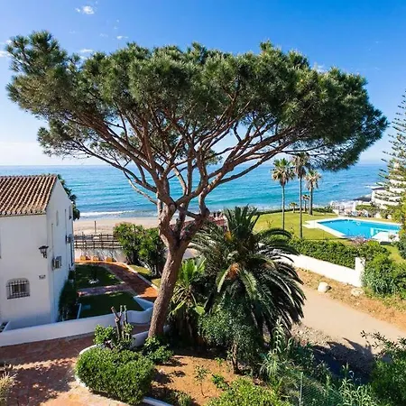 Dona Lola Seafront Duplex