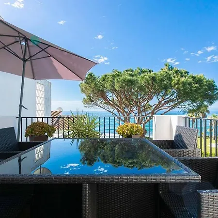 Dona Lola Seafront Duplex * Sitio de Calahonda
