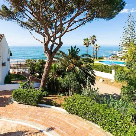 Dona Lola Seafront Duplex * Sitio de Calahonda